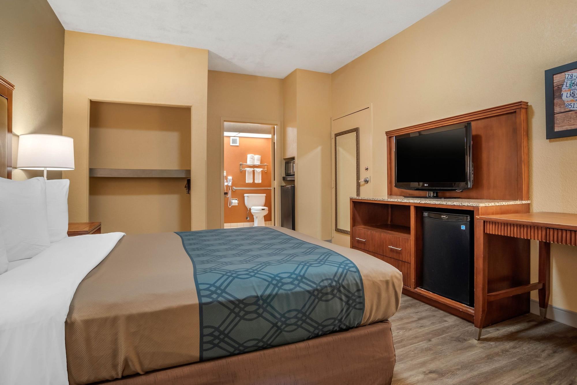 Econo Lodge Inn & Suites Foley-North Gulf Shores ภายนอก รูปภาพ