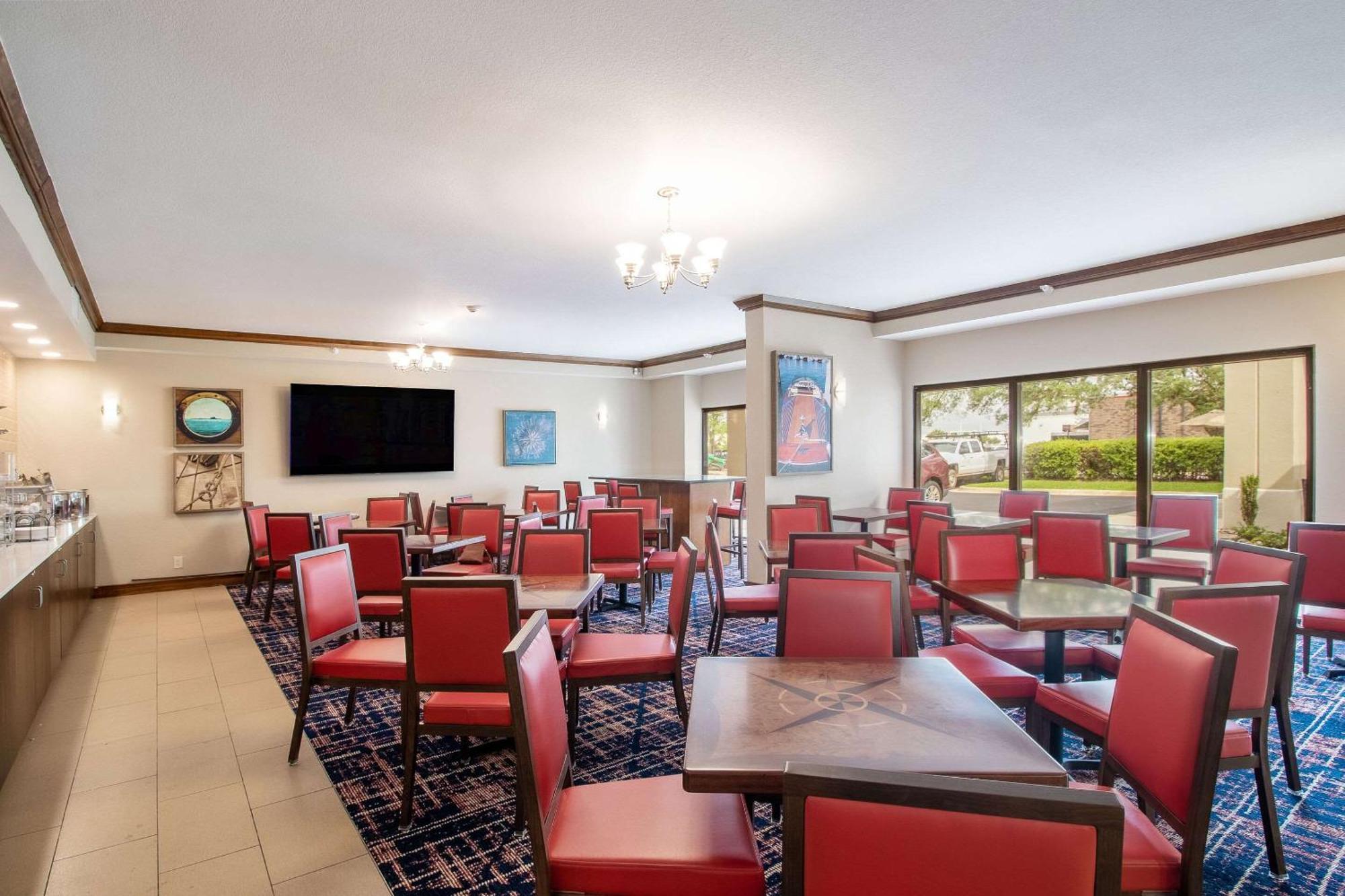 Econo Lodge Inn & Suites Foley-North Gulf Shores ภายนอก รูปภาพ