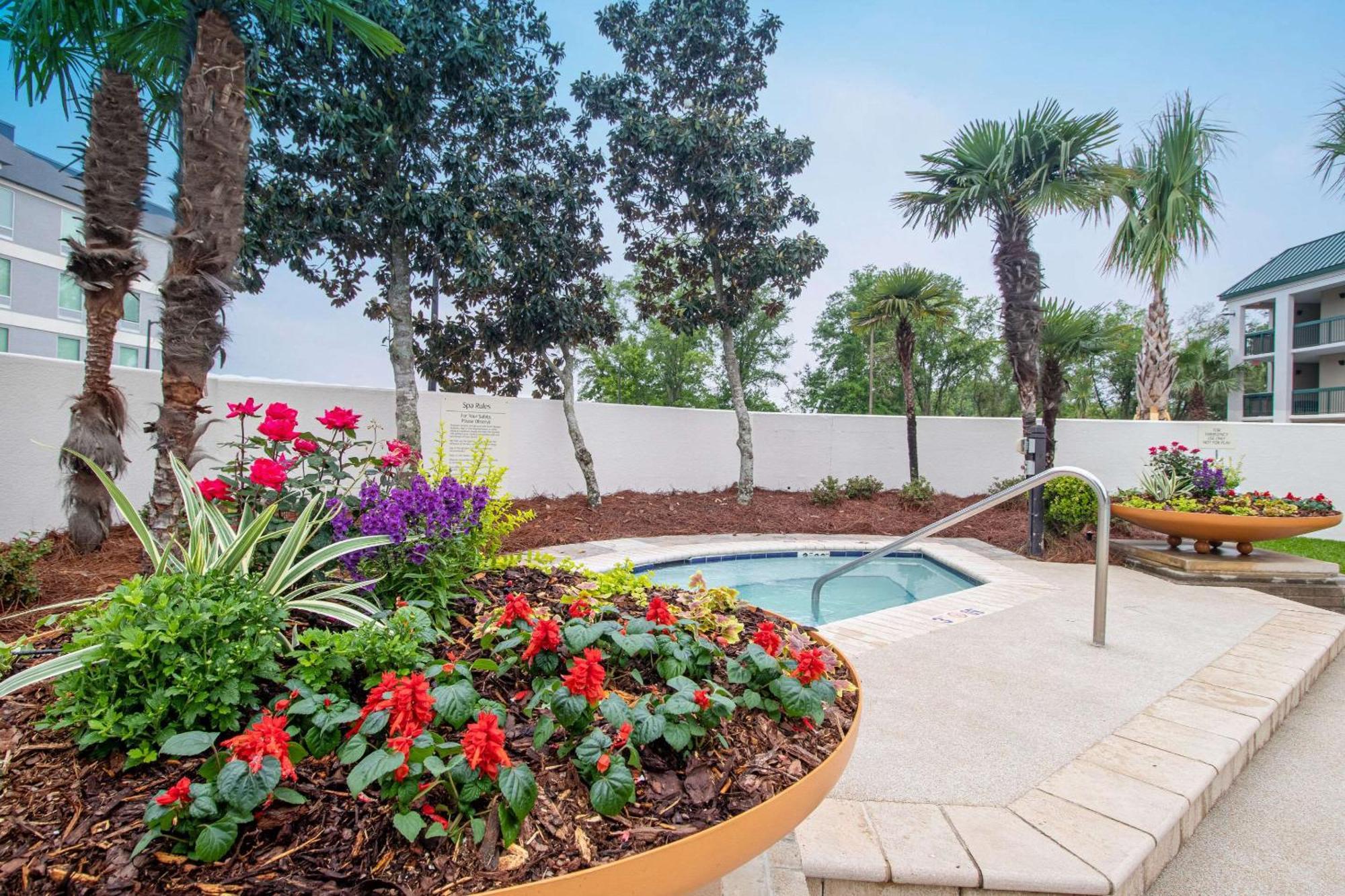 Econo Lodge Inn & Suites Foley-North Gulf Shores ภายนอก รูปภาพ