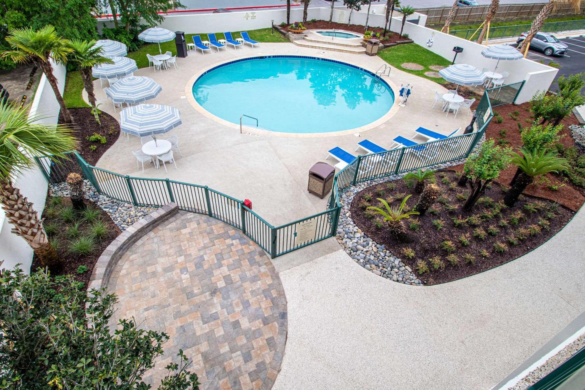 Econo Lodge Inn & Suites Foley-North Gulf Shores ภายนอก รูปภาพ