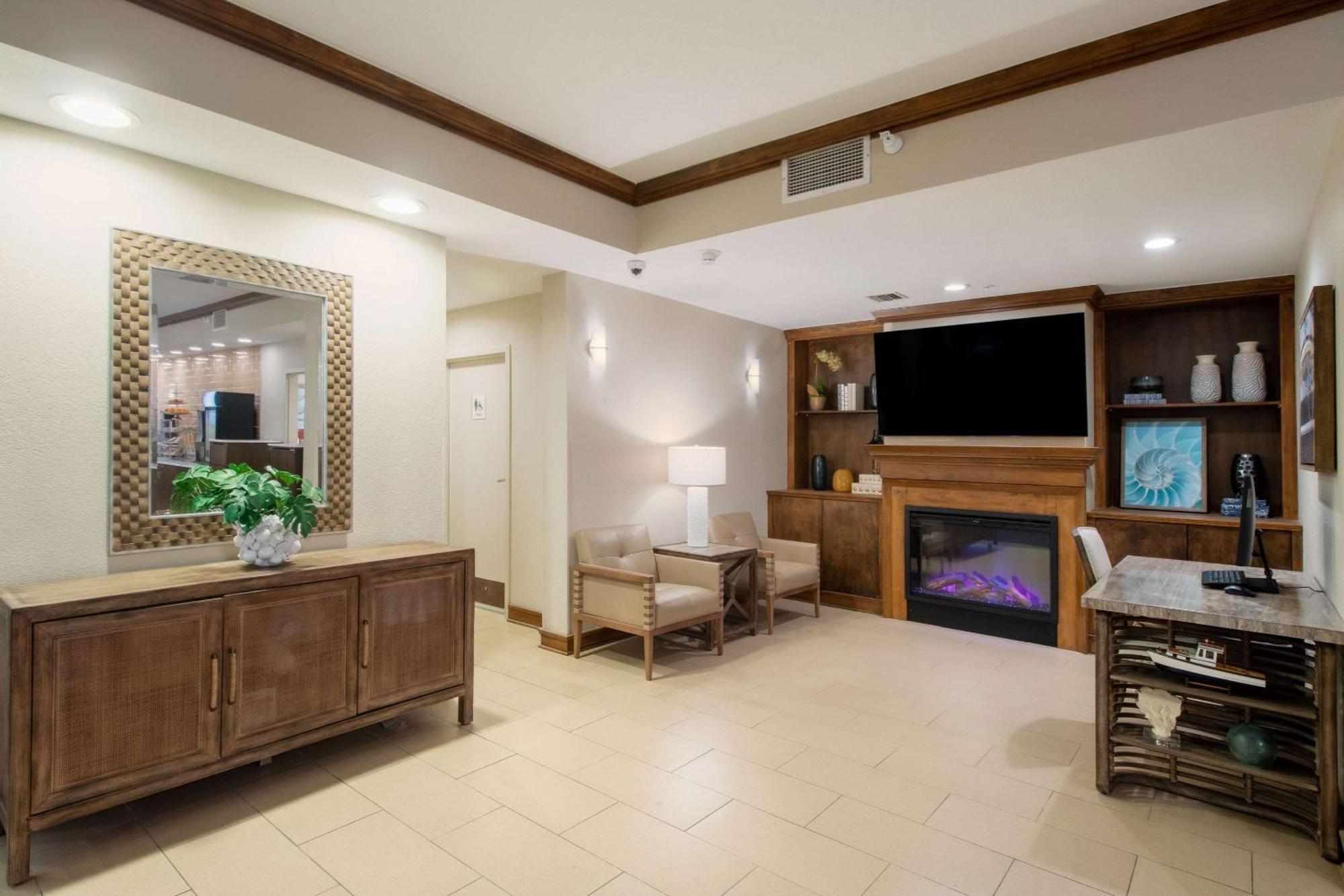 Econo Lodge Inn & Suites Foley-North Gulf Shores ภายนอก รูปภาพ